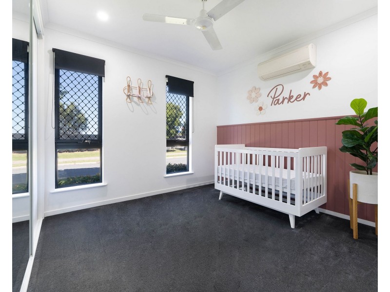 49 Makybe Diva Drive, Ooralea QLD 4740
