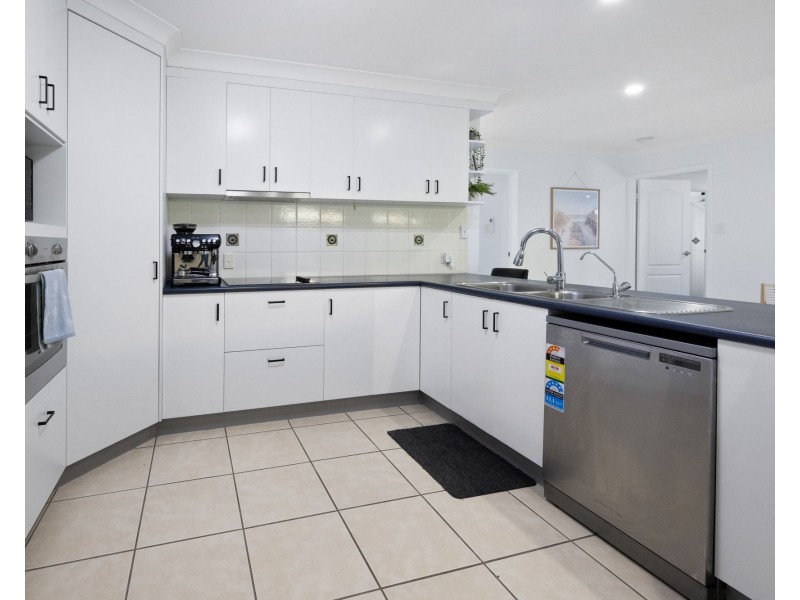 42 Stuart Hindle Drive, Mount Pleasant QLD 4740