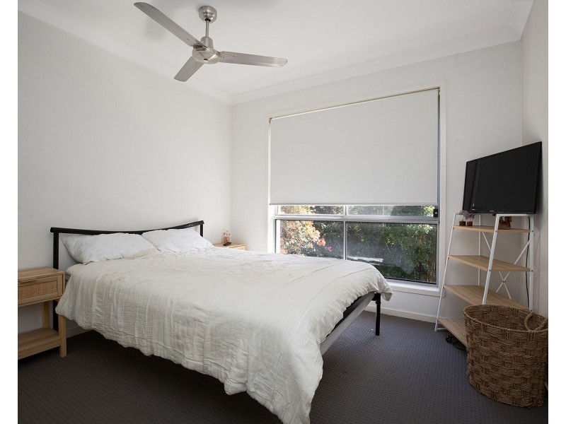 1 & 2 / 35 Avalon Drive (access from 19 Brearley Court), Rural View QLD 4740