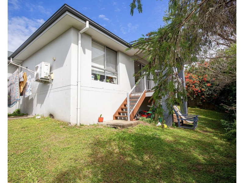 1 & 2 / 35 Avalon Drive (access from 19 Brearley Court), Rural View QLD 4740