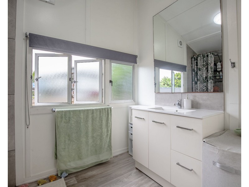 17 Hucker Street, Mackay QLD 4740