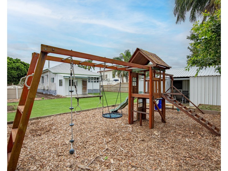 17 Hucker Street, Mackay QLD 4740