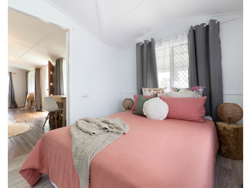 11 Pearce Street, East Mackay QLD 4740