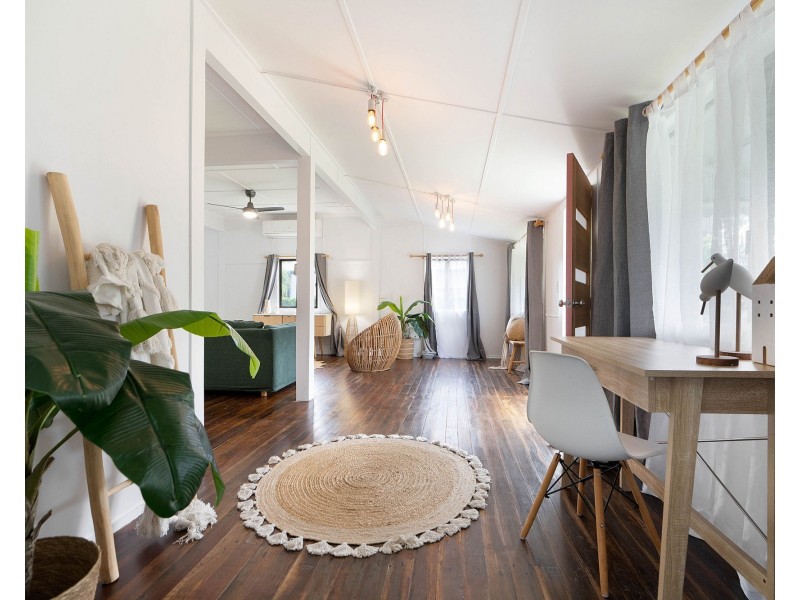 11 Pearce Street, East Mackay QLD 4740