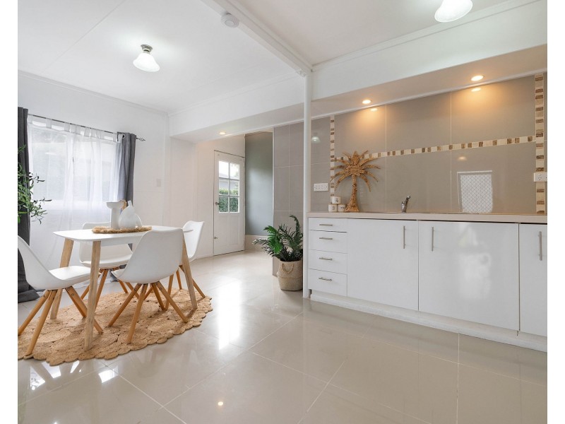 11 Pearce Street, East Mackay QLD 4740