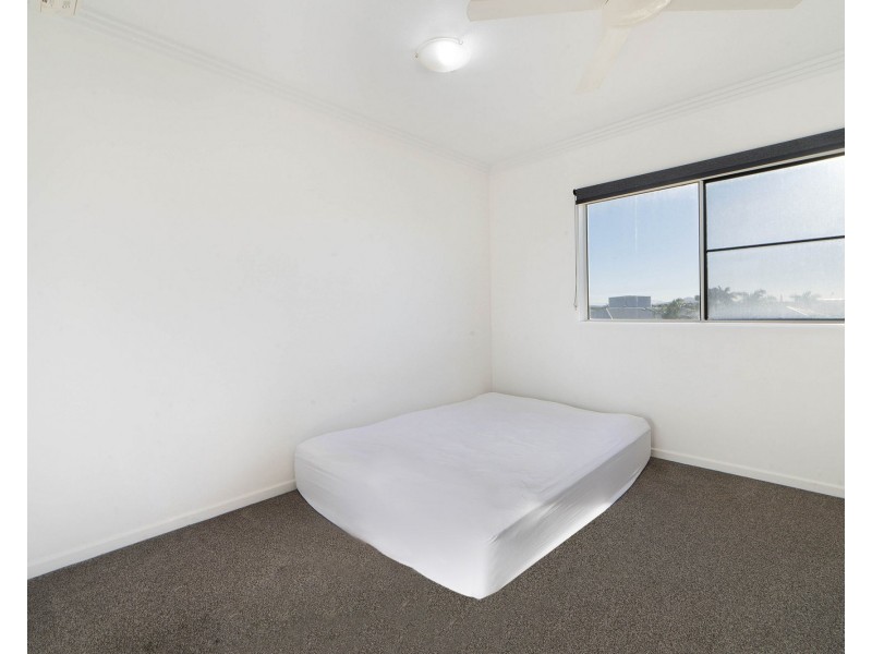 8/9 Megan Place, Mackay Harbour QLD 4740