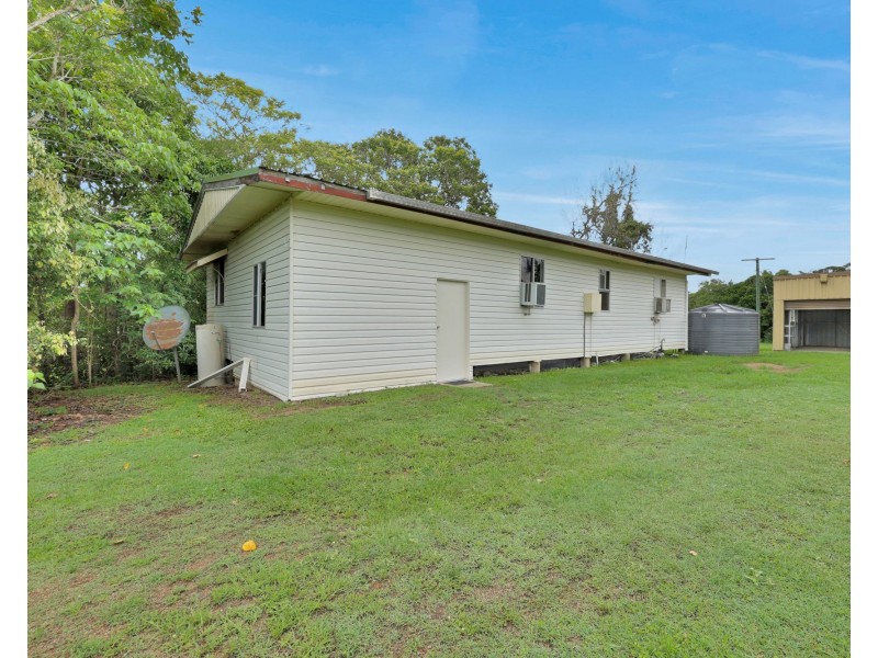 40 Langdon-Lumburra Road, Dows Creek QLD 4754