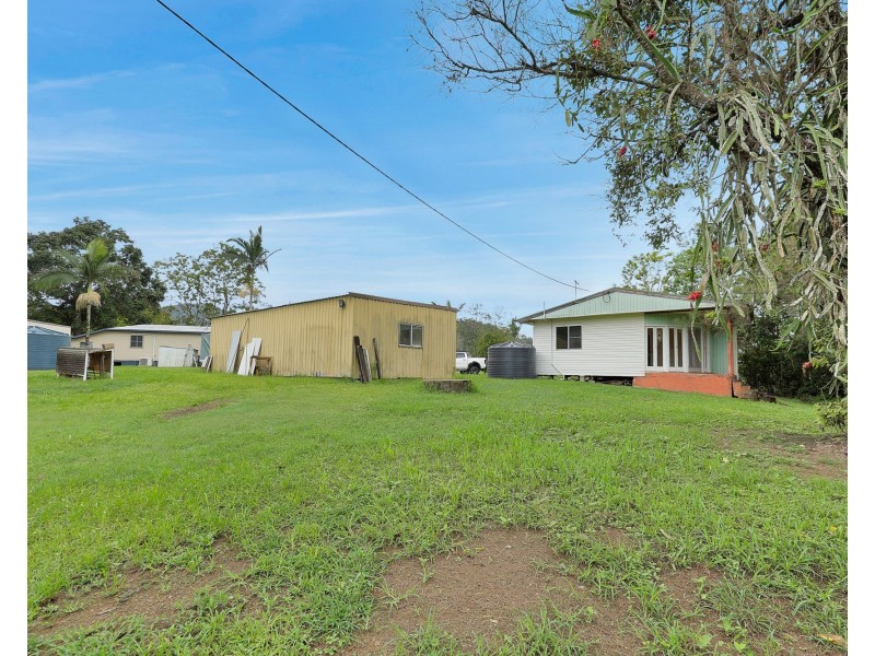 40 Langdon-Lumburra Road, Dows Creek QLD 4754