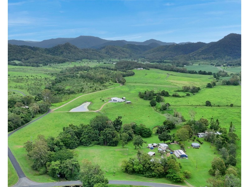 40 Langdon-Lumburra Road, Dows Creek QLD 4754