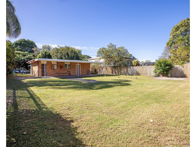 23 Saint Bees Ave, Bucasia QLD 4750