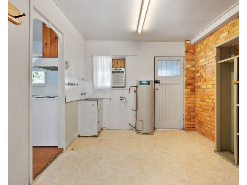 23 Saint Bees Ave, Bucasia QLD 4750