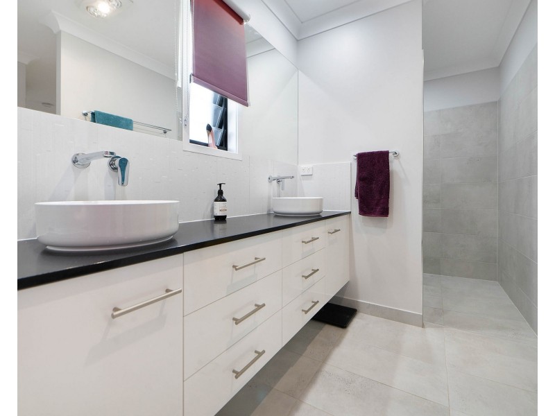 25 Michael Mifsud Drive, Alligator Creek QLD 4740