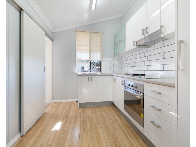 25 Milne Lane, West Mackay QLD 4740