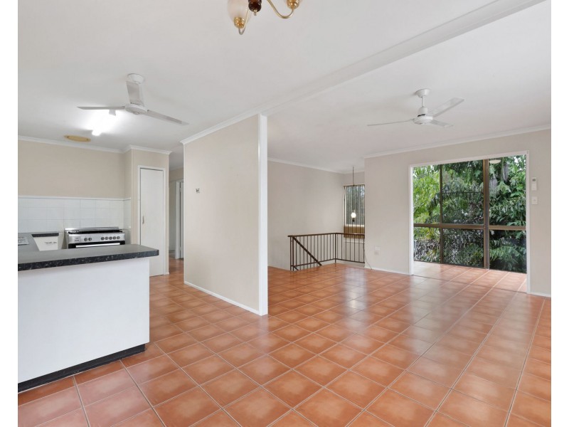 7 Saint Bees Avenue, Bucasia QLD 4750