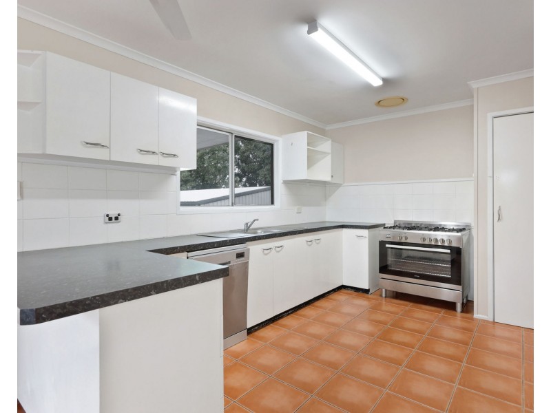 7 Saint Bees Avenue, Bucasia QLD 4750