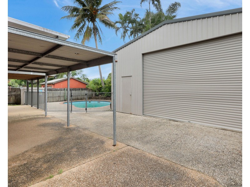 7 Saint Bees Avenue, Bucasia QLD 4750