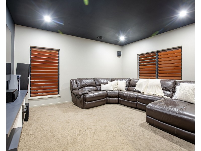 17 Emma Drive, Richmond QLD 4740