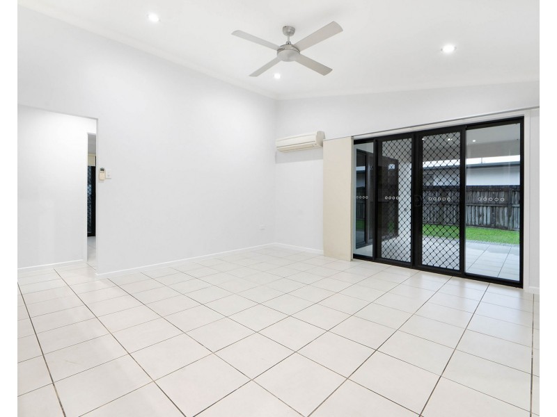 2 Vesta Lane, Ooralea QLD 4740