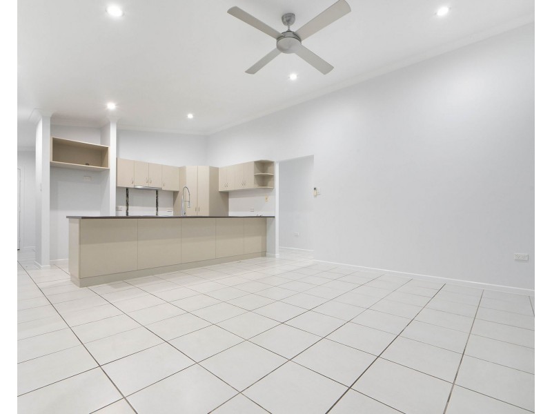 2 Vesta Lane, Ooralea QLD 4740