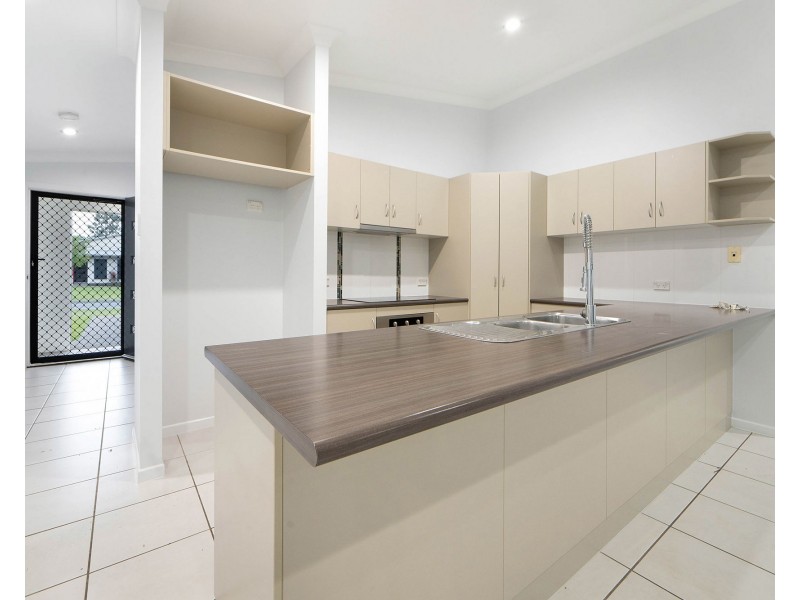 2 Vesta Lane, Ooralea QLD 4740