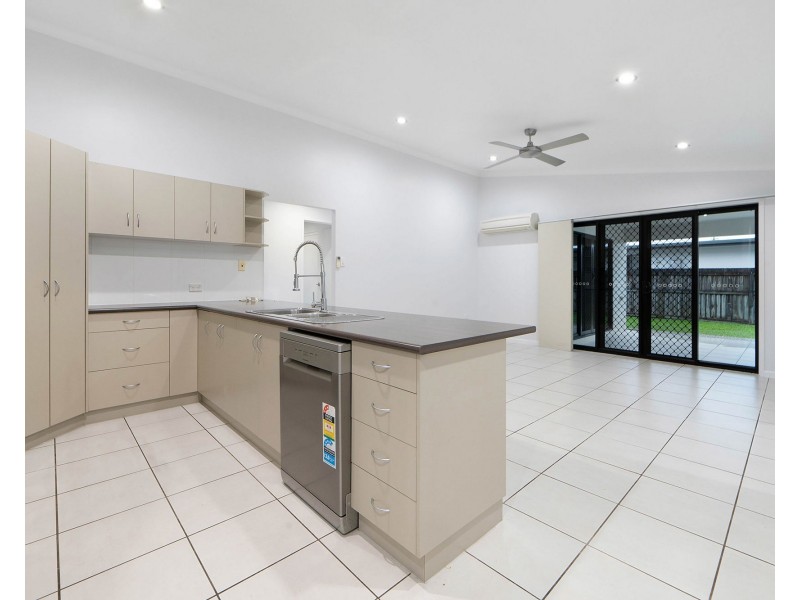 2 Vesta Lane, Ooralea QLD 4740