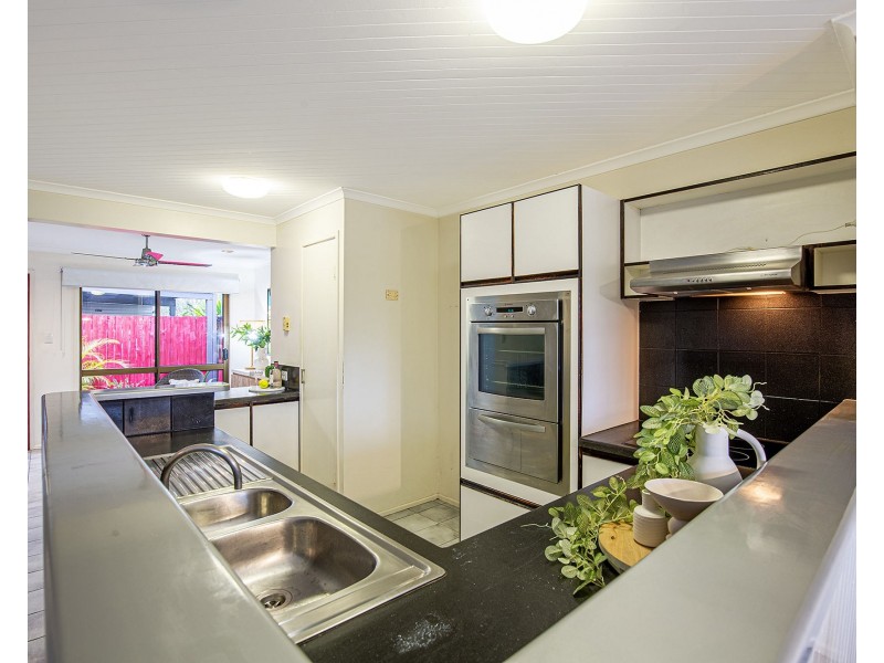 4/9 Homestead Bay Avenue, Shoal Point QLD 4750