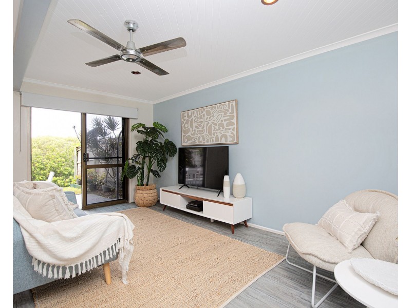 4/9 Homestead Bay Avenue, Shoal Point QLD 4750