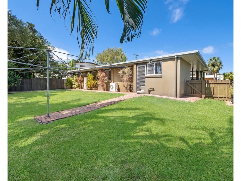 24 Leahy Street, Beaconsfield QLD 4740