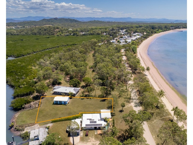 86 Poinciana Avenue, Seaforth QLD 4741