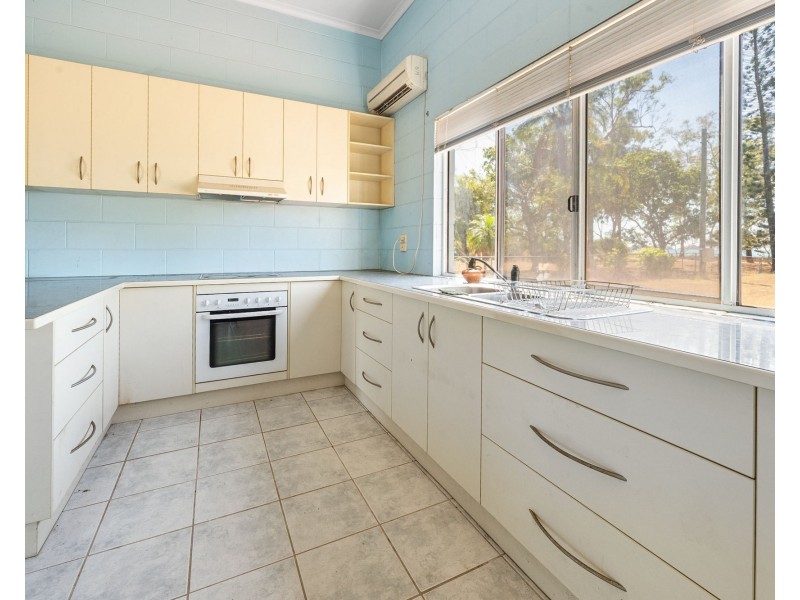86 Poinciana Avenue, Seaforth QLD 4741