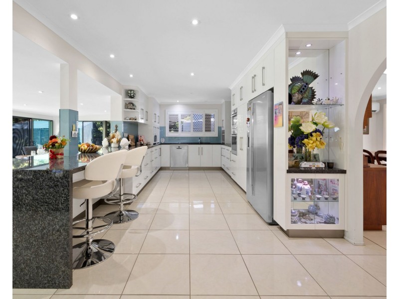 17 Walz Avenue, Mcewens Beach QLD 4740