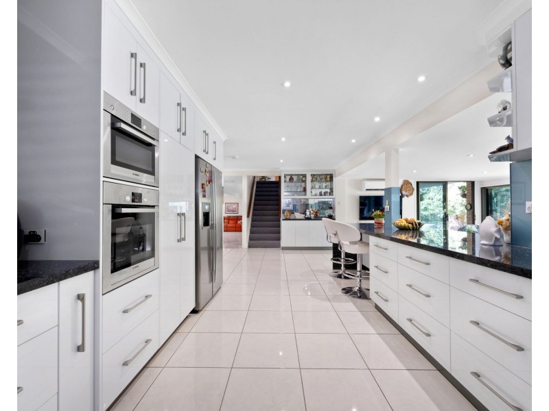 17 Walz Avenue, Mcewens Beach QLD 4740