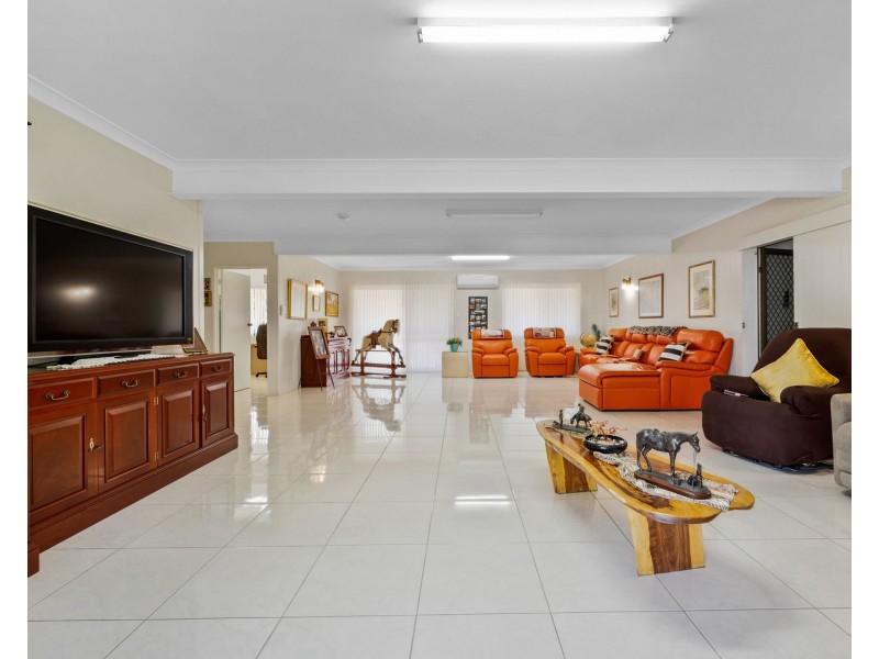 17 Walz Avenue, Mcewens Beach QLD 4740