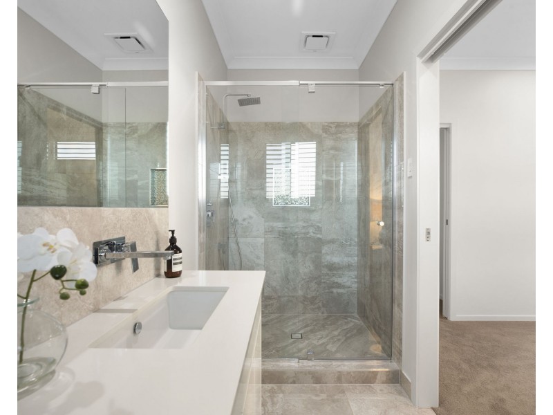 16 Emma Drive, Richmond QLD 4740