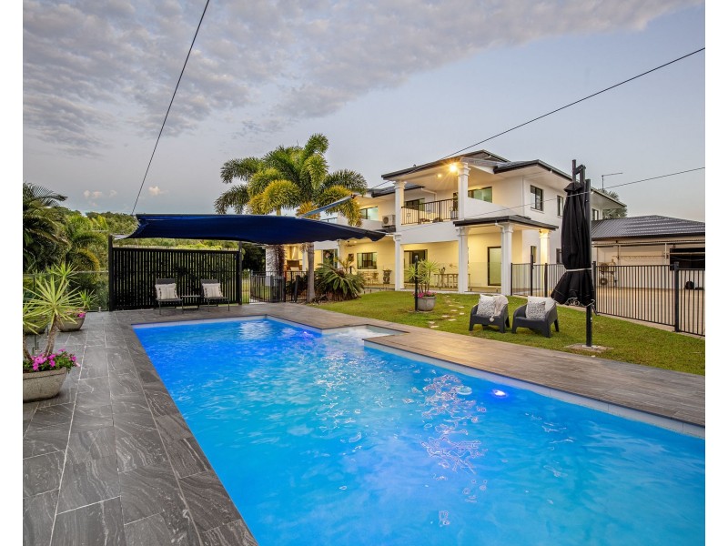 77 Camilleri Street, Dolphin Heads QLD 4740