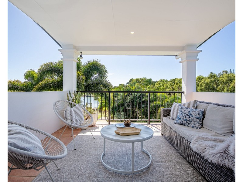 77 Camilleri Street, Dolphin Heads QLD 4740
