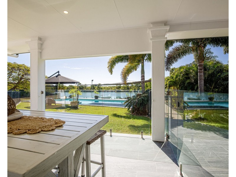 77 Camilleri Street, Dolphin Heads QLD 4740