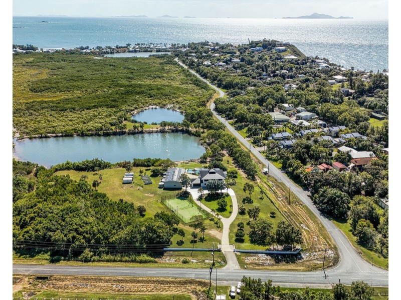 77 Camilleri Street, Dolphin Heads QLD 4740