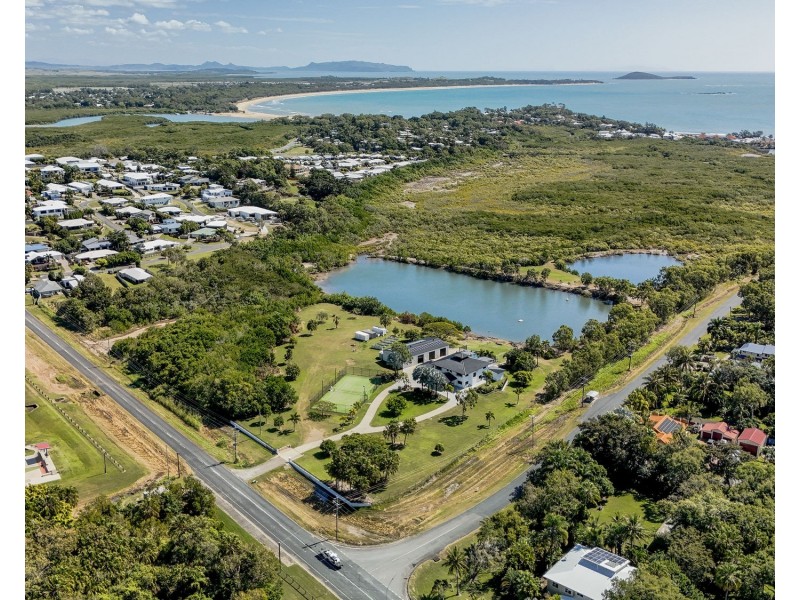 77 Camilleri Street, Dolphin Heads QLD 4740