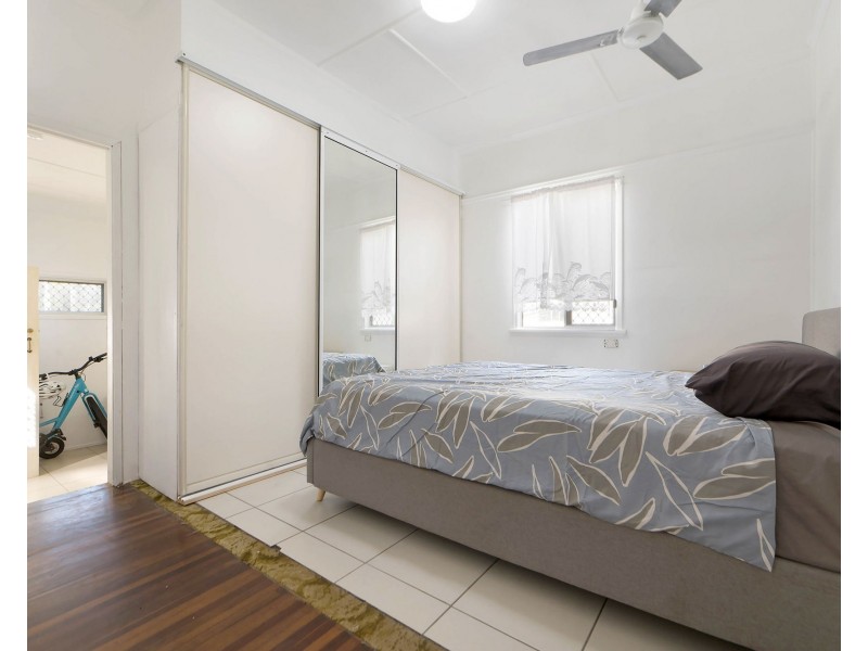 33 Evan Street, East Mackay QLD 4740
