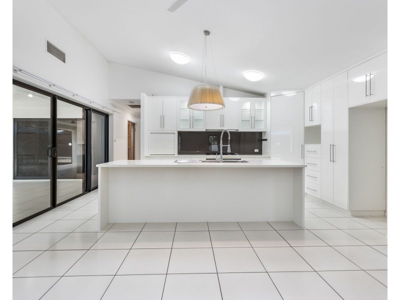 17 Sturt Crescent, Erakala QLD 4740