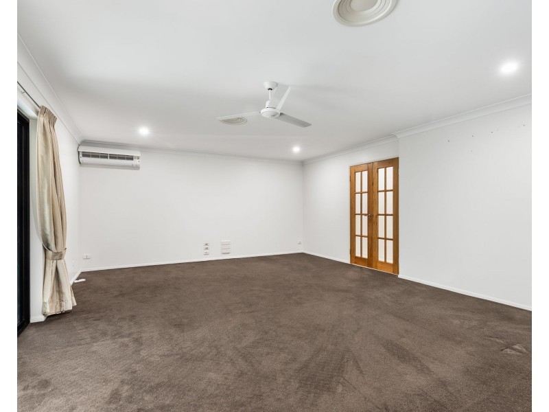 17 Sturt Crescent, Erakala QLD 4740