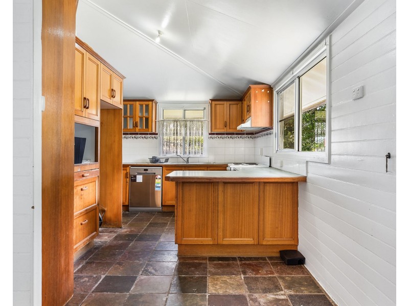 28 Meadow Street, North Mackay QLD 4740