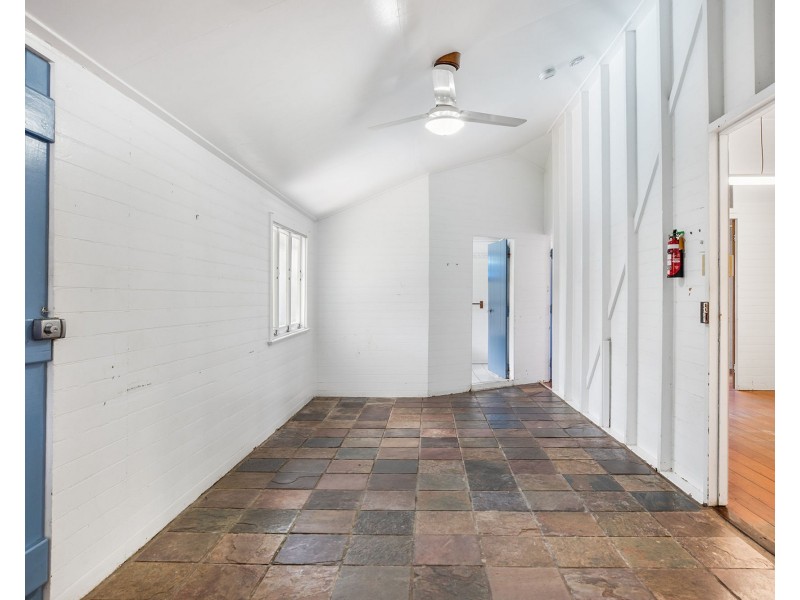 28 Meadow Street, North Mackay QLD 4740