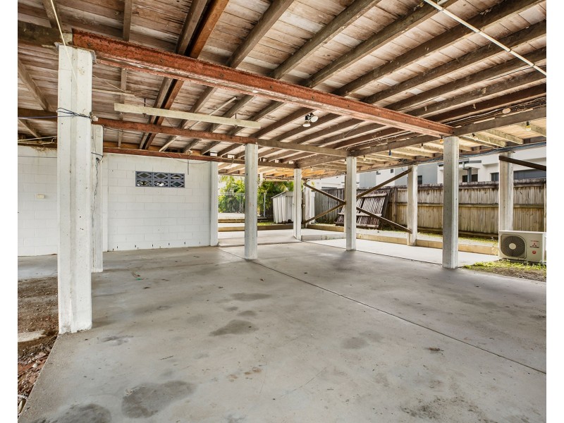28 Meadow Street, North Mackay QLD 4740