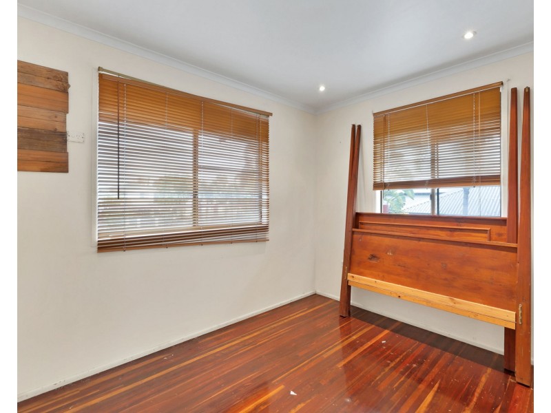 49 Bridge Road, South Mackay QLD 4740