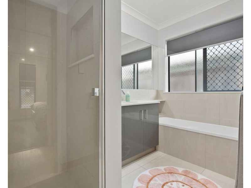 20 Albion Crescent, Mount Pleasant QLD 4740