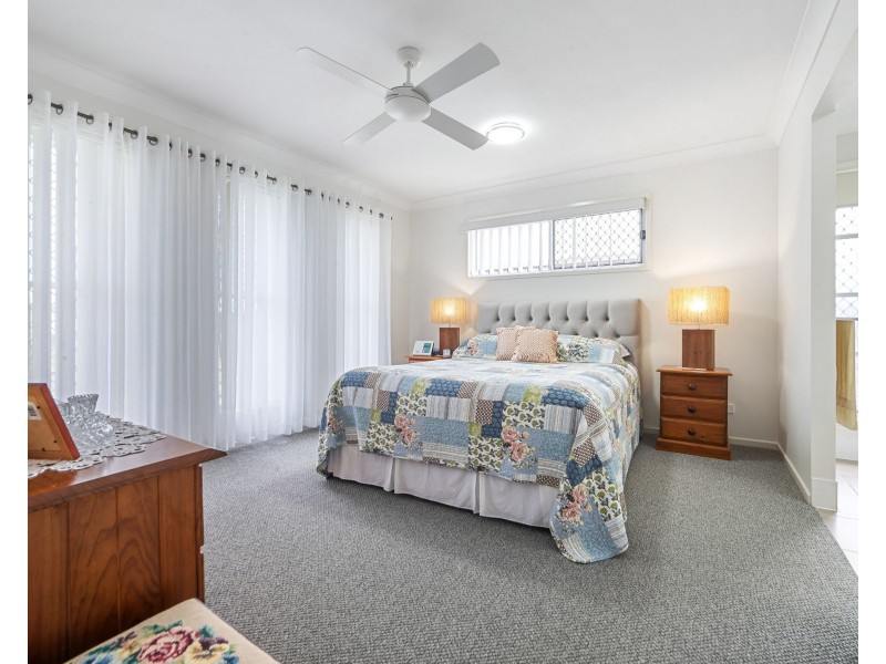29 Dickens Avenue, Ooralea QLD 4740