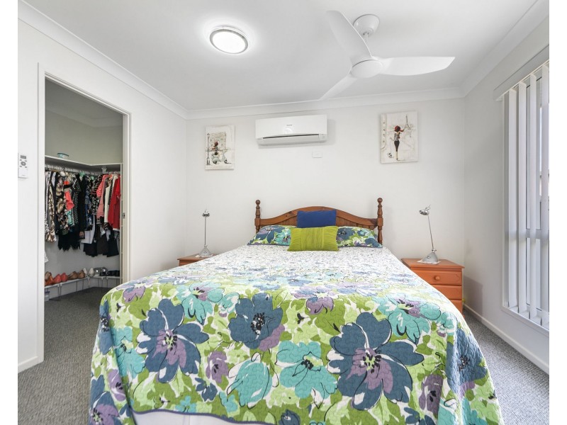 29 Dickens Avenue, Ooralea QLD 4740