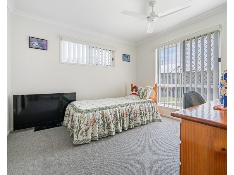 29 Dickens Avenue, Ooralea QLD 4740